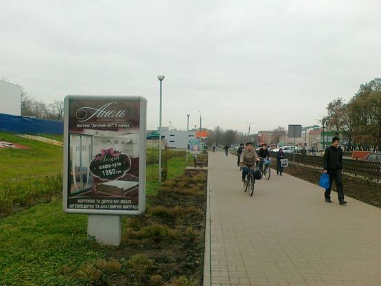 Фото рекламної площини за адресою ул. Шевченко, аллея около магазина "ЭКО-Маркет"