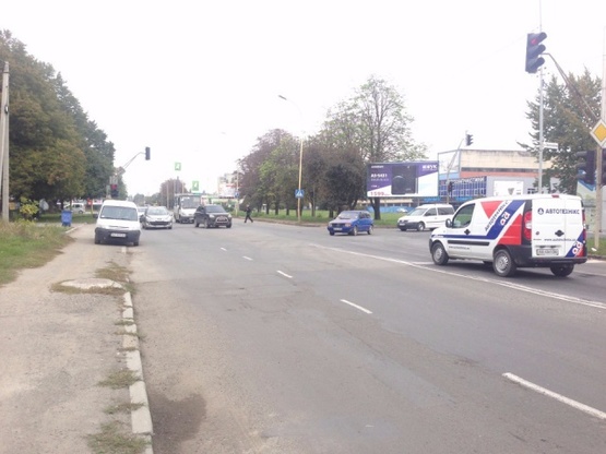 Фото рекламной плоскости по адресу м. Ужгород,  вул. Гагаріна – Краснодонців