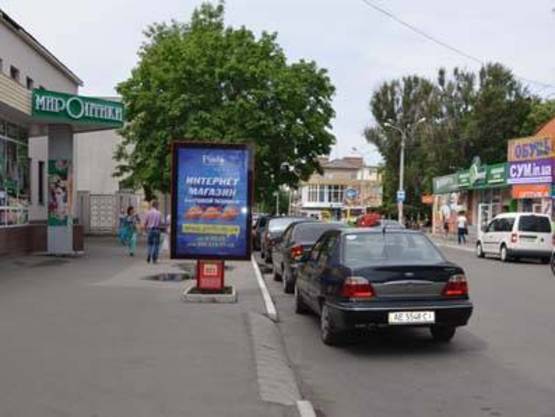 Фото рекламної площини за адресою ул.Шевченко-Центральная(ТЦ ГулливерБ, ЦЕНТР)