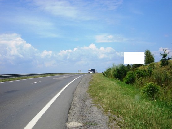 Фото рекламной плоскости по адресу Автодорога "Київ-Чоп", 150 м від виїзду із АЗС «Автопорт-Чоп»