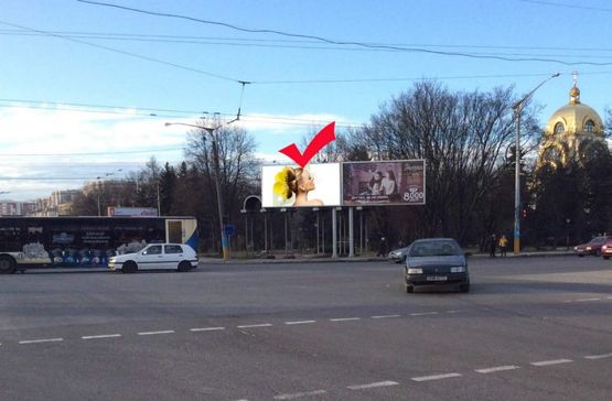 Фото рекламной плоскости по адресу вул.Стрийська-вул.Наукова, до центру