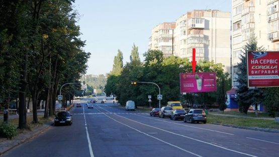Фото рекламної площини за адресою вул. Свободи 16