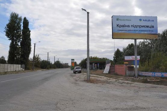 Фото рекламной плоскости по адресу Батожская ул. - Гонты ул. (100 м. до АЗС "ТІНІК-ОІЛ")  к  Ж.Д.Вокзалу