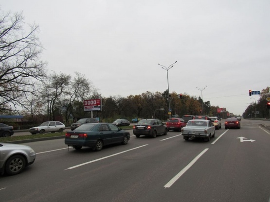 Фото рекламної площини за адресою Палладина Академика просп. , перекресток с Плодовой пл.