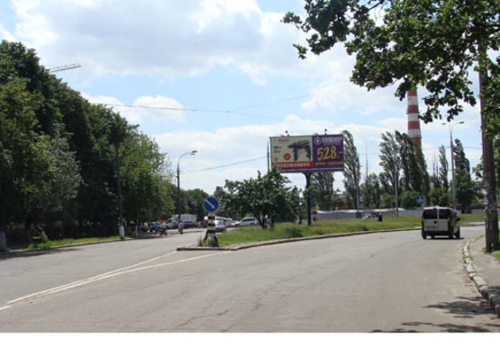 Фото рекламной плоскости по адресу Свободы пр. - Светлицкого ул.