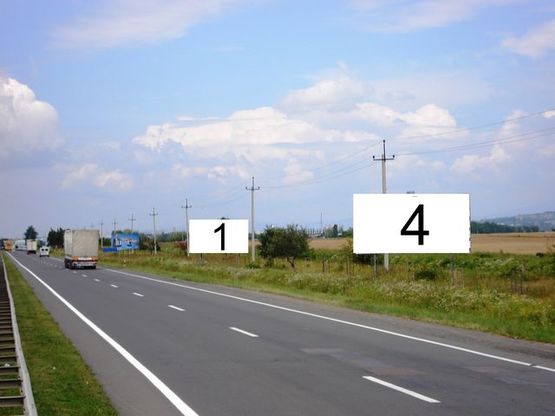 Фото рекламної площини за адресою Автодорога "Київ-Чоп", с. Барвінок, біля повороту на міське кладовище