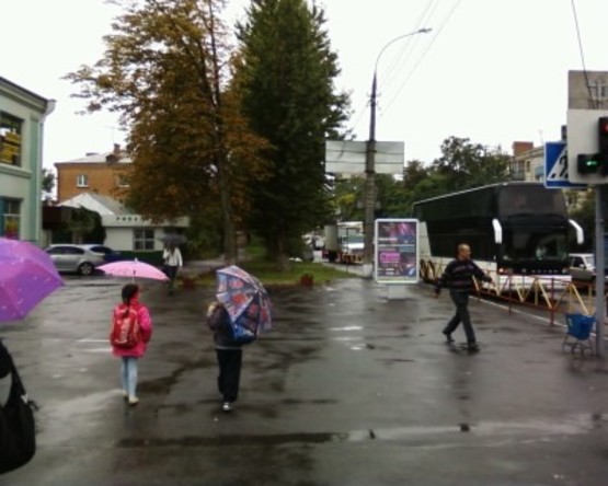 Фото рекламной плоскости по адресу Каменецкая 123 (универмаг "Ружичнянский")