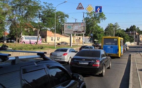 Фото рекламної площини за адресою Фонтанская дорога - Толбухина ул.