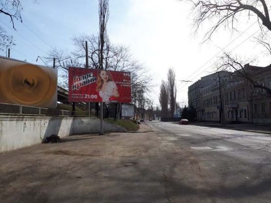 Фото рекламної площини за адресою Приморская ул., 49