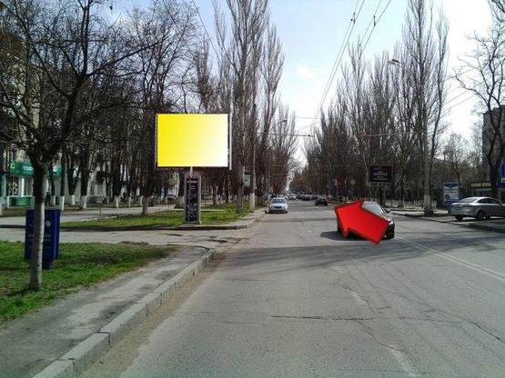 Фото рекламной плоскости по адресу Ул.Ушакова (р-н маг."Лампочка")