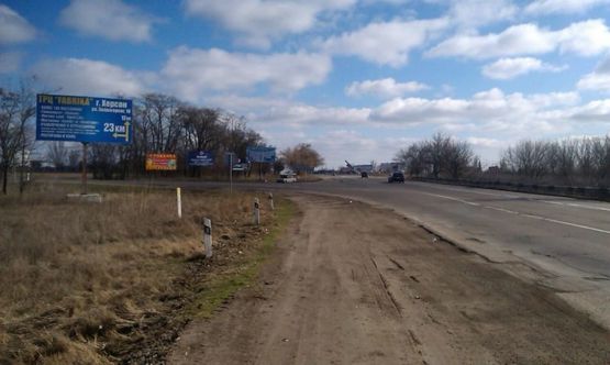Фото рекламной плоскости по адресу Николаевское шоссе ( р-н поворота с объездной)