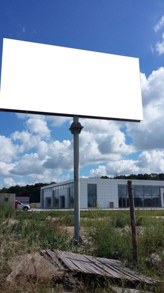 Фото рекламной плоскости по адресу с.Рованці, навпроти автосалону VW (напрям с.Боратин ) 1-ий