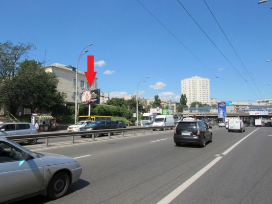 Фото рекламной плоскости по адресу Гетьмана Вадима ул. - Борщаговская ул. (Индустриальный мост, "Бабай Паб", "Very Well Cafe", ЭКО-маркет, направ.  от Караваевых Дач)