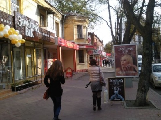 Фото рекламной плоскости по адресу вул.Подільська,73 (центр)