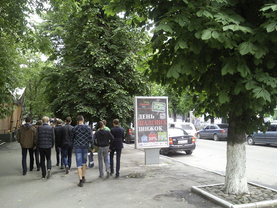 Фото рекламной плоскости по адресу вул.Соборна,58 (кафе"Театральне")