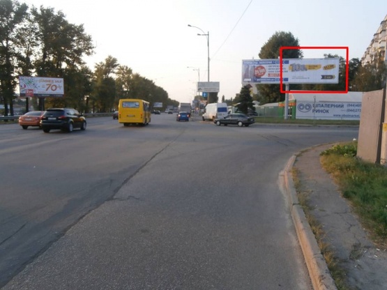 Фото рекламной плоскости по адресу Окружная дорога / Жмеринская ул. (перед "Обойным" рынком)