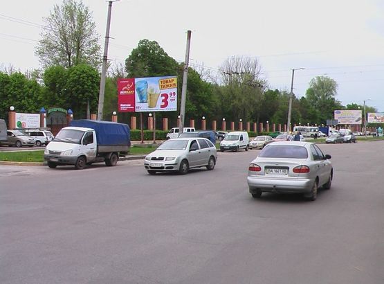 Фото рекламной плоскости по адресу ул. Е. Тельнова (пр. Правды), атовокзал
