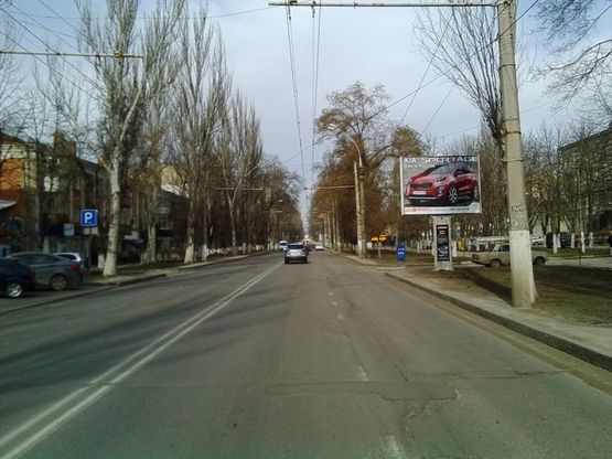 Фото рекламной плоскости по адресу Ул. Ушакова (р-н маг. "Лампочка")