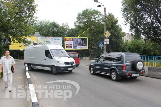 Фото рекламної площини за адресою Пирогова