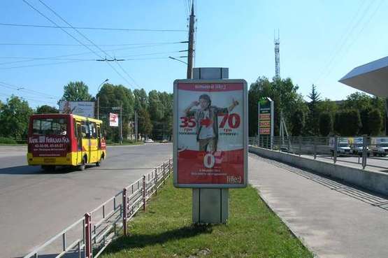 Фото рекламной плоскости по адресу Злуки просп. - Збаразька вул., 18