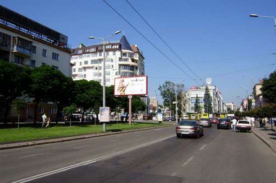 Фото рекламной плоскости по адресу Незалежності вул. - Івана Франка вул.