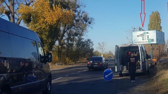 Фото рекламної площини за адресою Киев-Ясногородка-Бышев 22 км. 500 м.