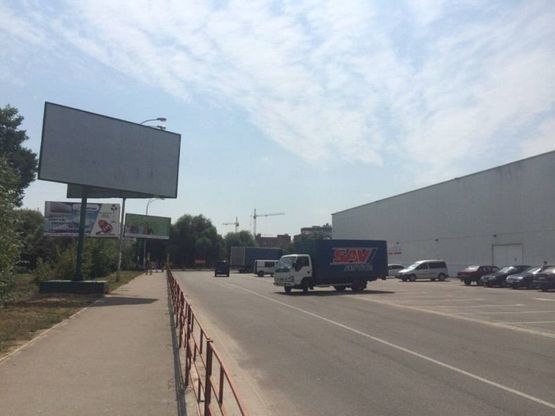 Фото рекламної площини за адресою вул. Зарічанська 11/4 (Таврія В) № 2