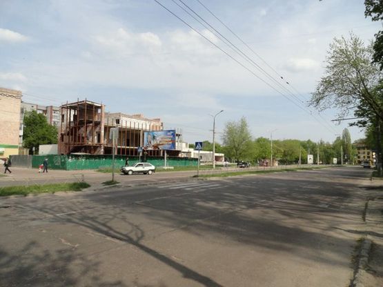 Фото рекламной плоскости по адресу ул. Рокоссовского 6 (сторона Б)