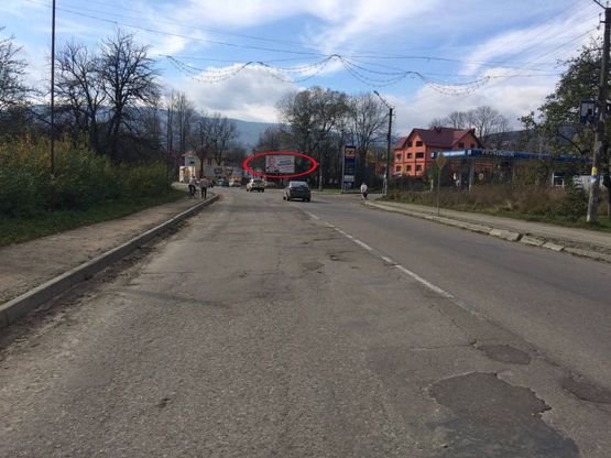 Фото рекламної площини за адресою Траса Н-09 Мукачево-Львів, центр міста, Свободи, АЗС УкрНафта, автовокзал,  напрямок руху на Буковель