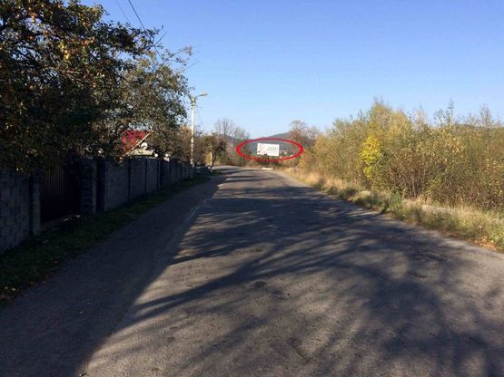 Фото рекламной плоскости по адресу Траса Н-09 Мукачево-Львів, центр селища, готельний комплекс ГудзонХаус, санаторій Смерічка, напрямок руху на Івано-Франківськ