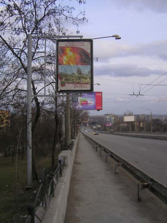 Фото рекламної площини за адресою пр.Ленина, ул.Гагарина-Дамба