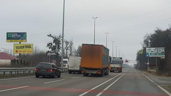 Фото рекламной плоскости по адресу М-06 Киев-Житомир 45 км 000 м