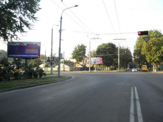 Фото рекламної площини за адресою ул. Леваневского-ул. Троицкая
