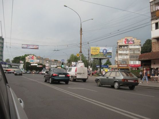 Фото рекламной плоскости по адресу проспект Незалежності -- вул. Стасюка