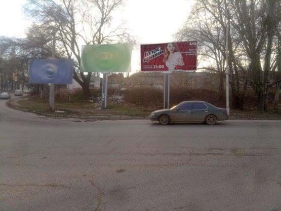 Фото рекламної площини за адресою Бугаевская ул., 6