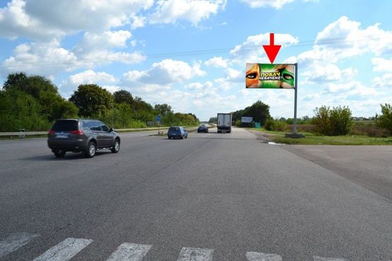 Фото рекламной плоскости по адресу Трасса Киев-Харьков-463 км-возле АЗС ОККО и Лилия-флажок№1-в ст. Харькова