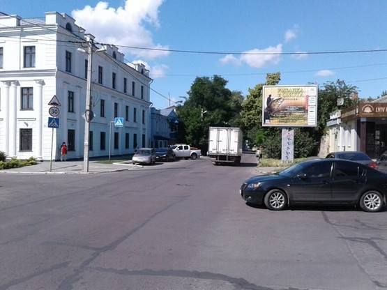 Фото рекламной плоскости по адресу Ул. Декабристов/Гоголя