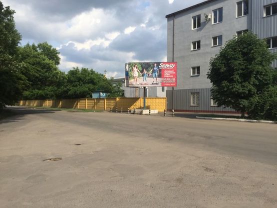 Фото рекламної площини за адресою Угол ул.Паровозная и ул.49Гв.Дивизии