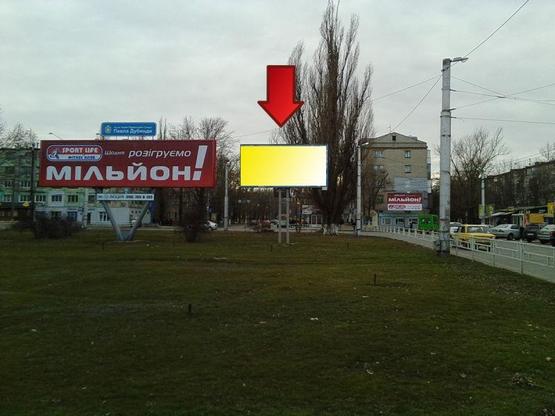 Фото рекламної площини за адресою Пл. Дубинды