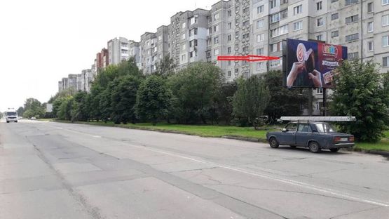 Фото рекламної площини за адресою вул. Прибузька, 32