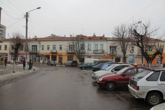 Фото рекламної площини за адресою Майдан Шевченка-Грушевського, маг. техніки Плай, РДА, супермаркет 555, напрямок руху до міської лікарні, с.Пнів, Пасічна, Зелена, Бистриця