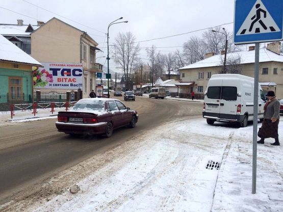 Фото рекламної площини за адресою Соборна-Шевченка-Чорновола, площа Вічнного Вогню, торговий центр Лев, напрямок руху на Івано-Франківськ, Богородчани