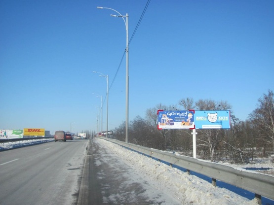 Фото рекламной плоскости по адресу Бориспольская трасса из Аэропорта "Борисполь", (ландшафный дизайн "Мой Сад"), (въезд на мост), правый