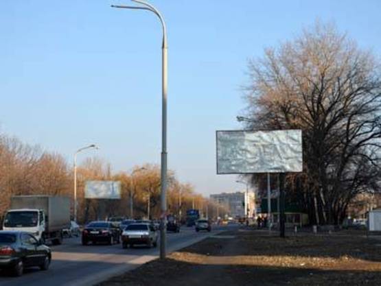 Фото рекламной плоскости по адресу ул.Днепровская-ул. Западнодонбасская( остановка 40-лет)
