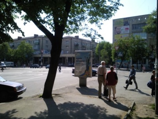 Фото рекламной плоскости по адресу вул.Гагаріна,20 (филармония)