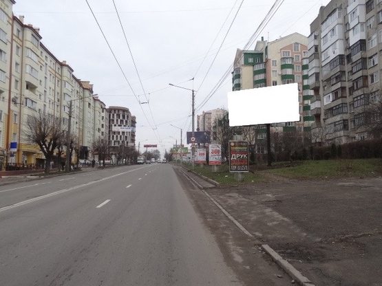 Фото рекламной плоскости по адресу вул. Червоноармійська, 57