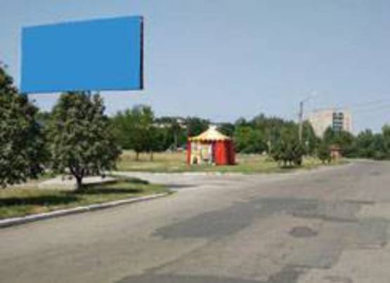 Фото рекламной плоскости по адресу м-н 4, автостоянка "Антилопа Гну", ДК