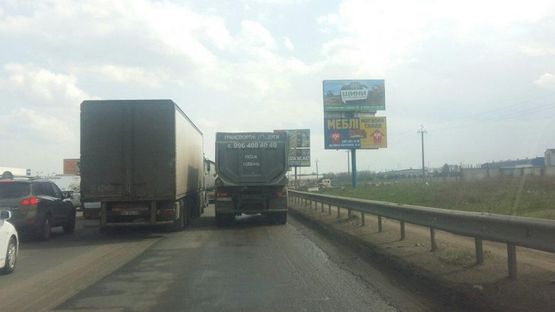 Фото рекламної площини за адресою Большая окружная  1300 м.до Жилянского моста