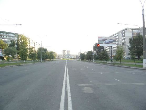 Фото рекламної площини за адресою п-т Лушпы/супермаркет-Равена/