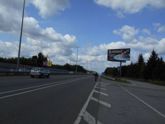 Фото рекламної площини за адресою с. Капітанівка, траса М-06 Київ-Чоп (Житомир), км 24+300 право